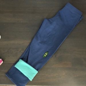 Peekaboo beans capris, never worn